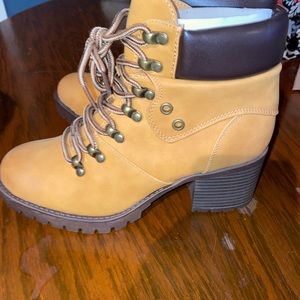 Maurices women’s boots